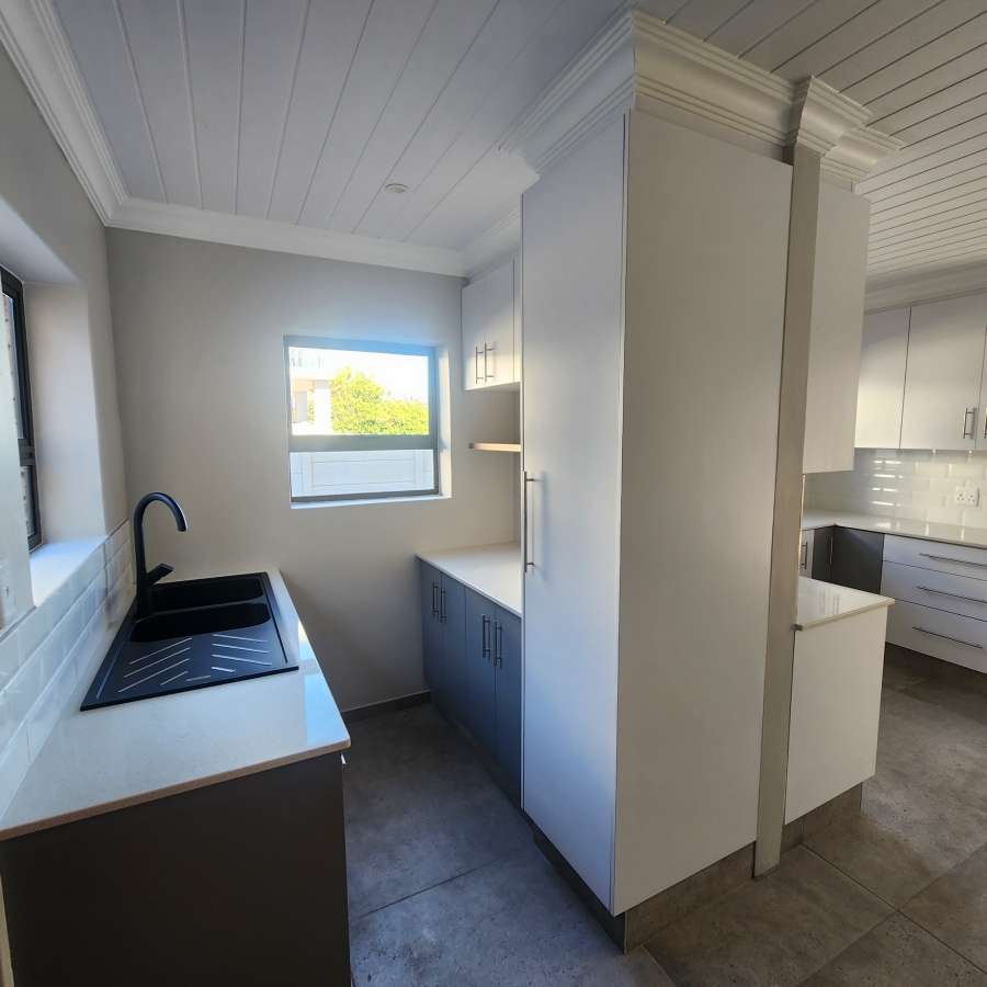 3 Bedroom Property for Sale in Dana Bay Western Cape